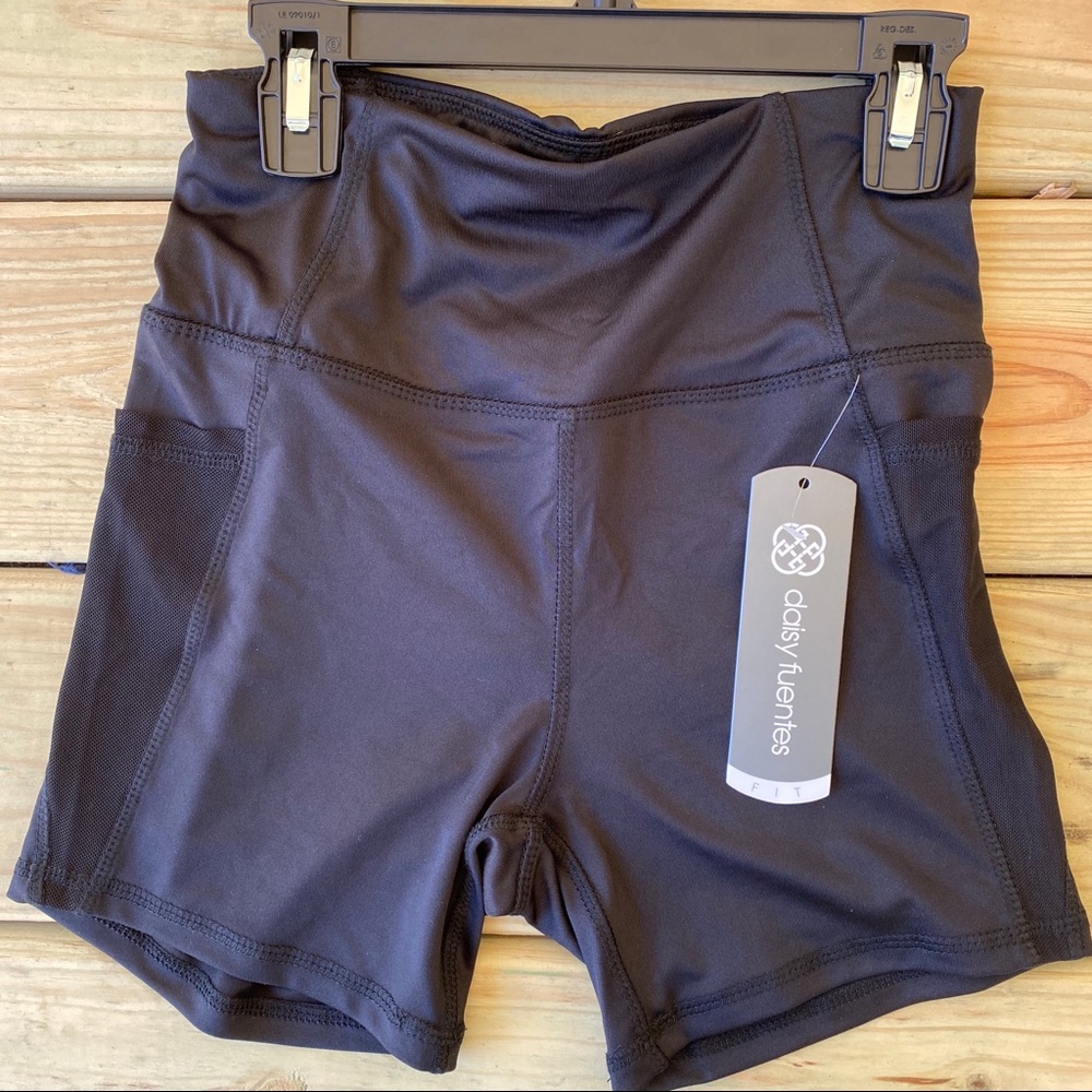 BNWT Small Shorts Spandex Fitness Workout Tights